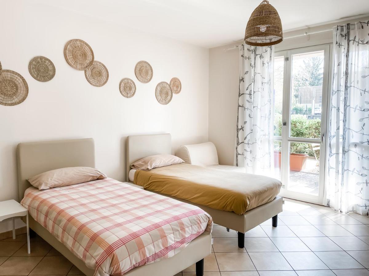 Agriturismo Familiare I Giardini Del Lago วาเรเซ ภายนอก รูปภาพ